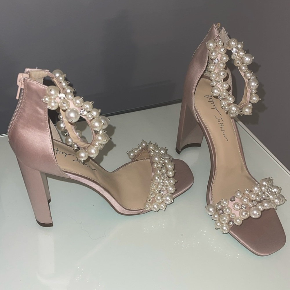 Betsey Johnson Pink Pearl Strap Heels-Size 9 - Picture 1 of 1